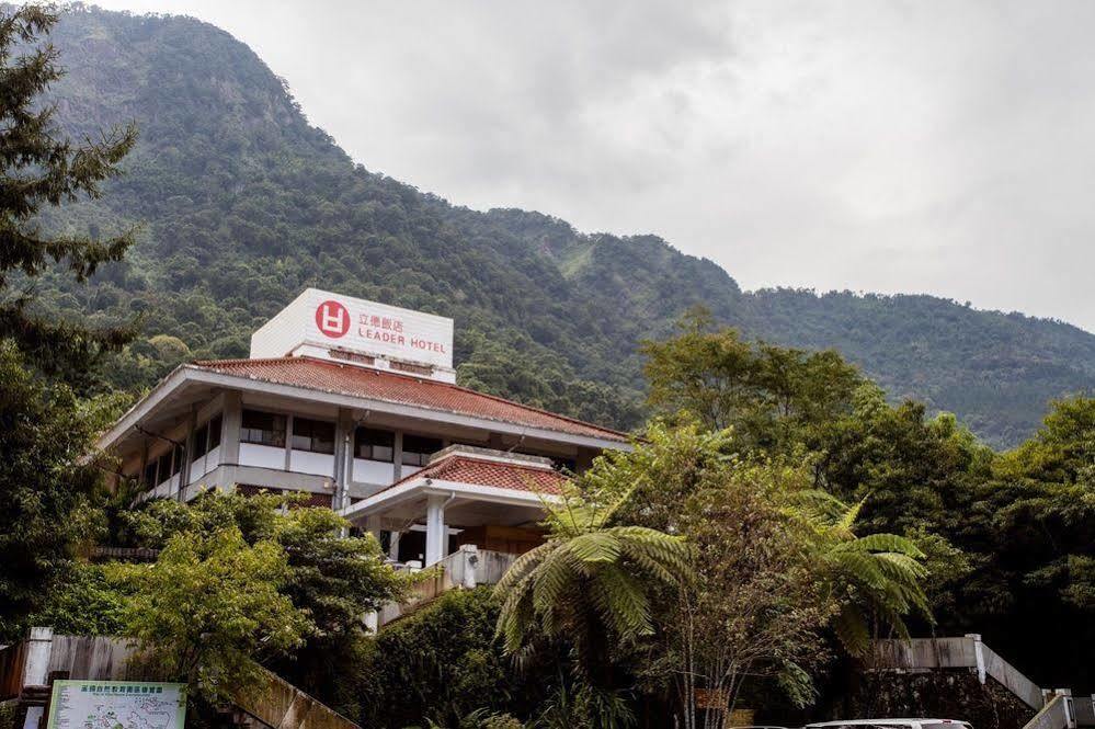 Howard Resort Xitou Lugu Exterior foto